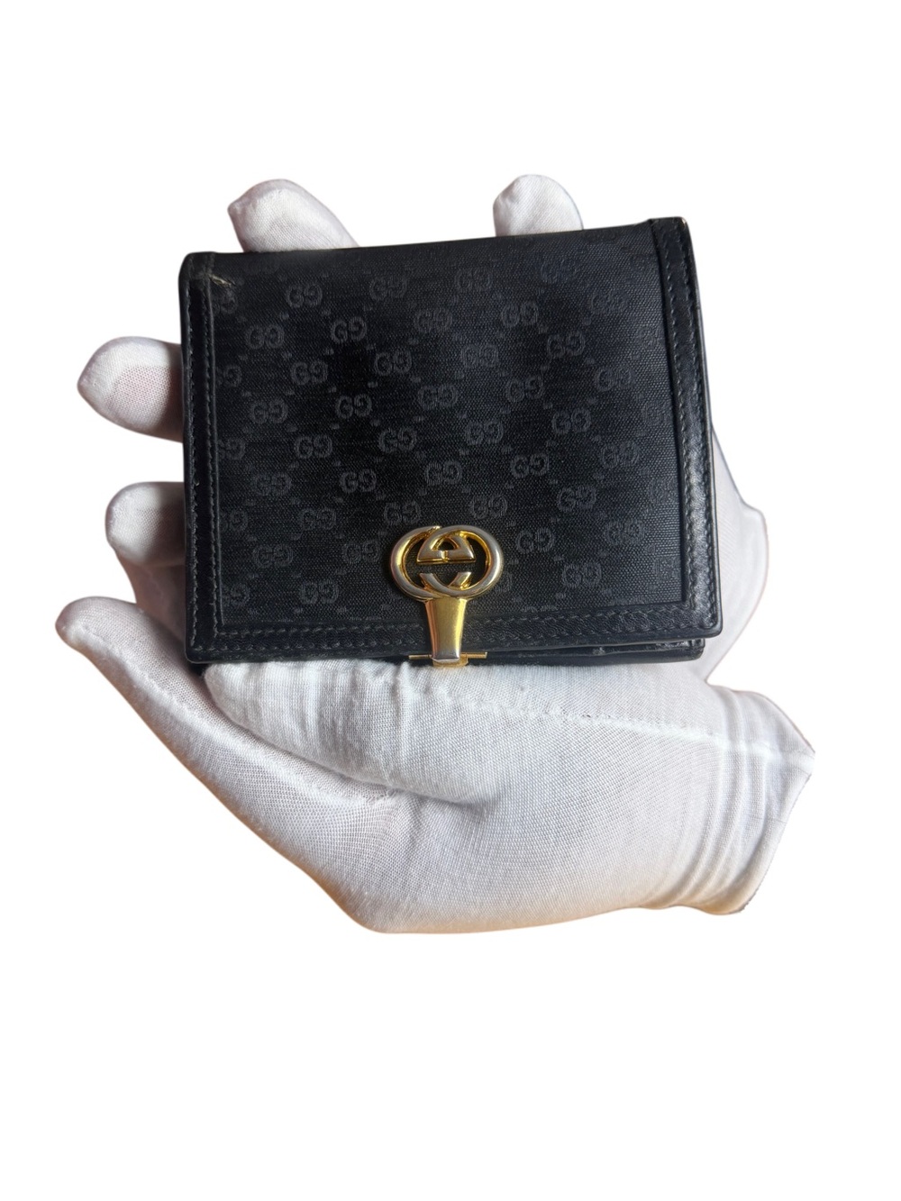 Authentic Vintage Gucci Micro GG Interlocking G Black Bifold Wallet